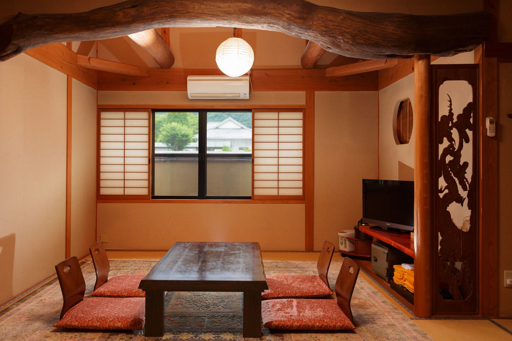 Yufuin Ryokan Nogiku Экстерьер фото