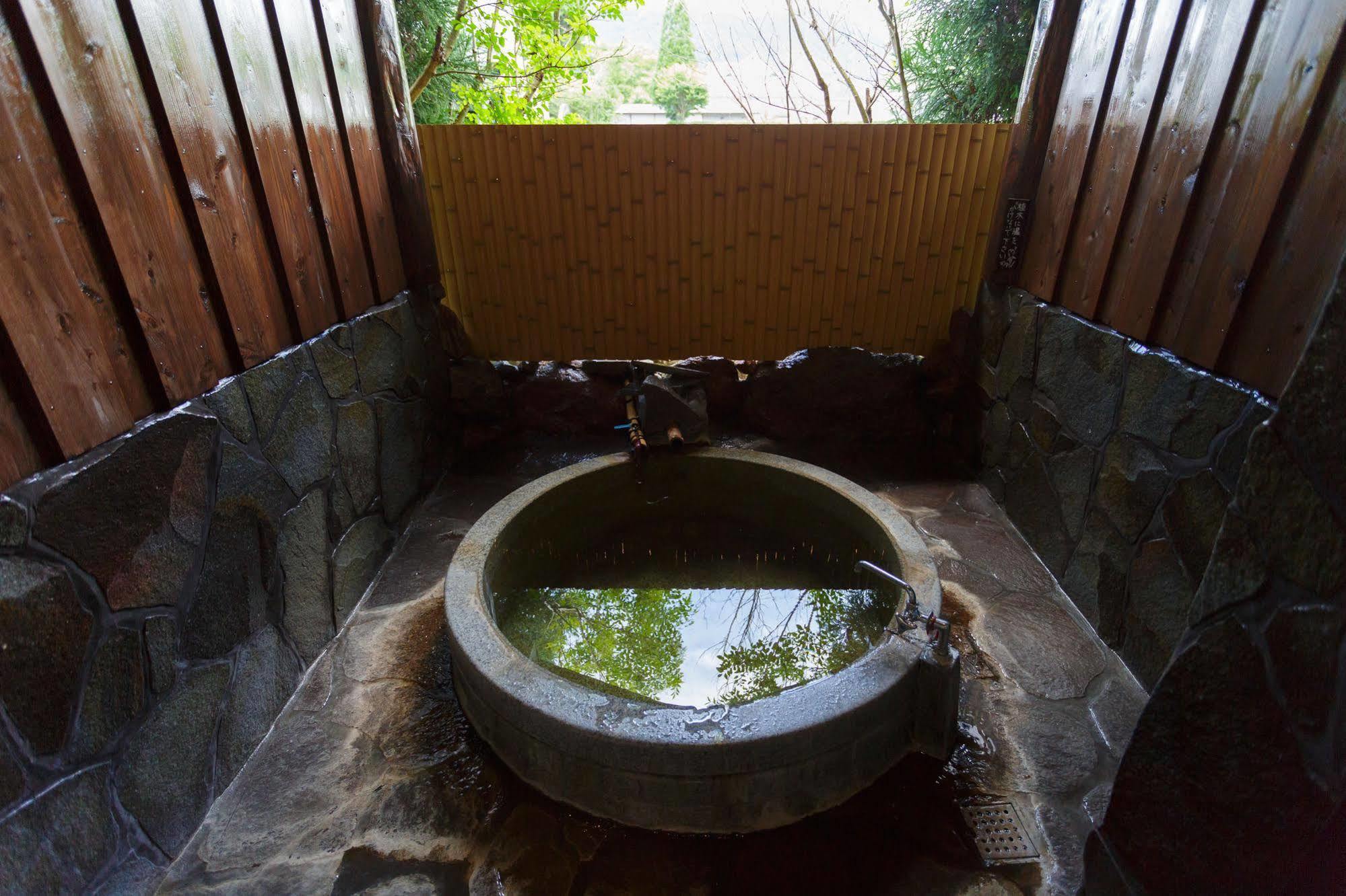 Yufuin Ryokan Nogiku Экстерьер фото